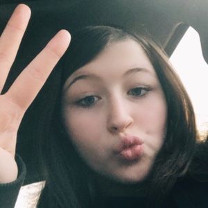 Meet your Posher, Amelia